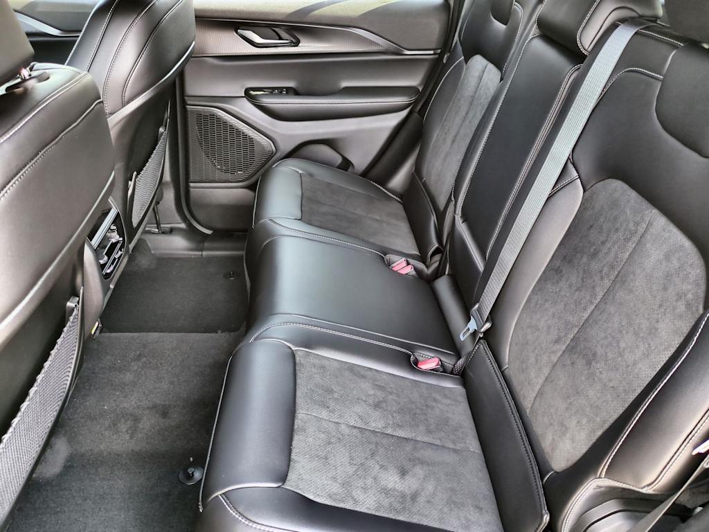 Thumbnail: 2025 Jeep Grand Cherokee - 26