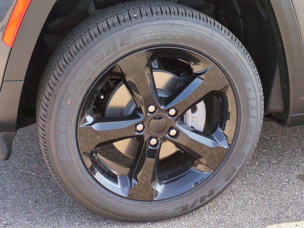 Thumbnail: 2025 Jeep Grand Cherokee - 7