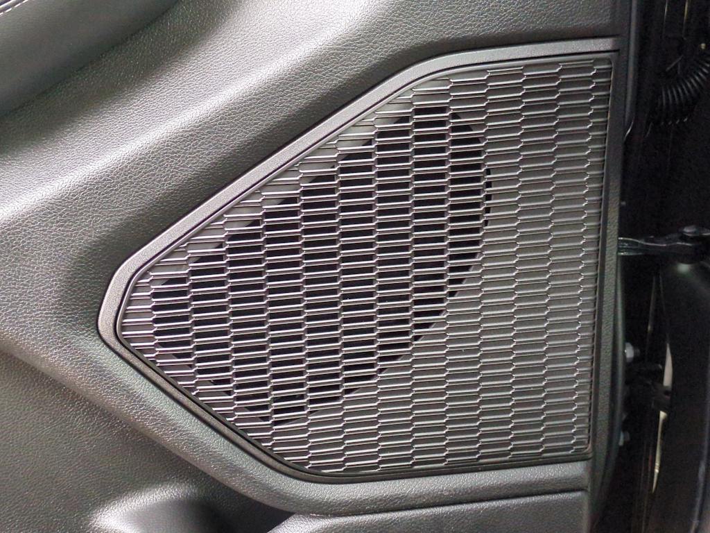 Thumbnail: 2025 Jeep Grand Cherokee - 17