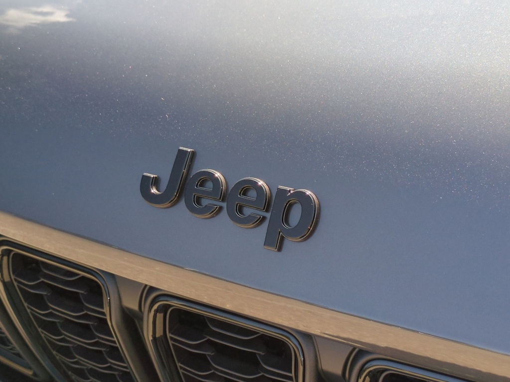 Thumbnail: 2025 Jeep Grand Cherokee - 6