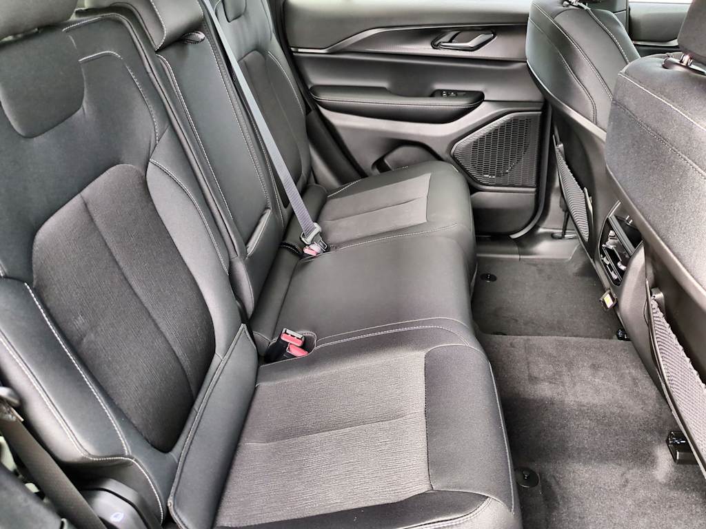 Thumbnail: 2025 Jeep Grand Cherokee - 26