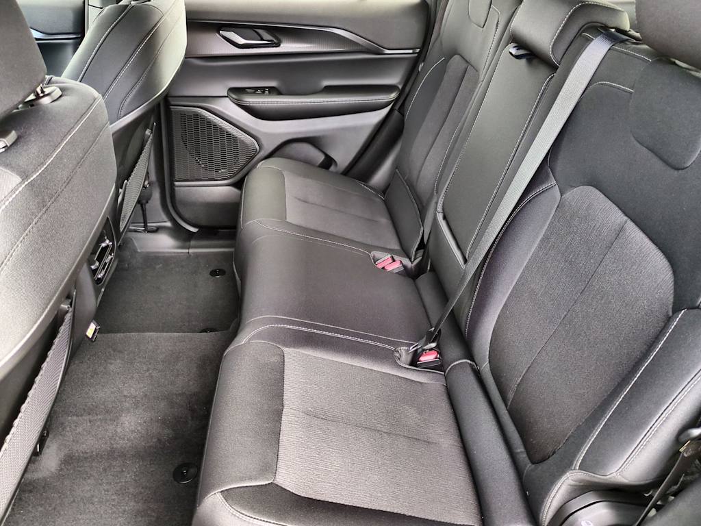 Thumbnail: 2025 Jeep Grand Cherokee - 25