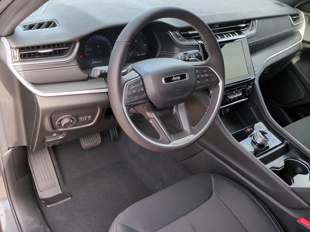 Thumbnail: 2025 Jeep Grand Cherokee - 2