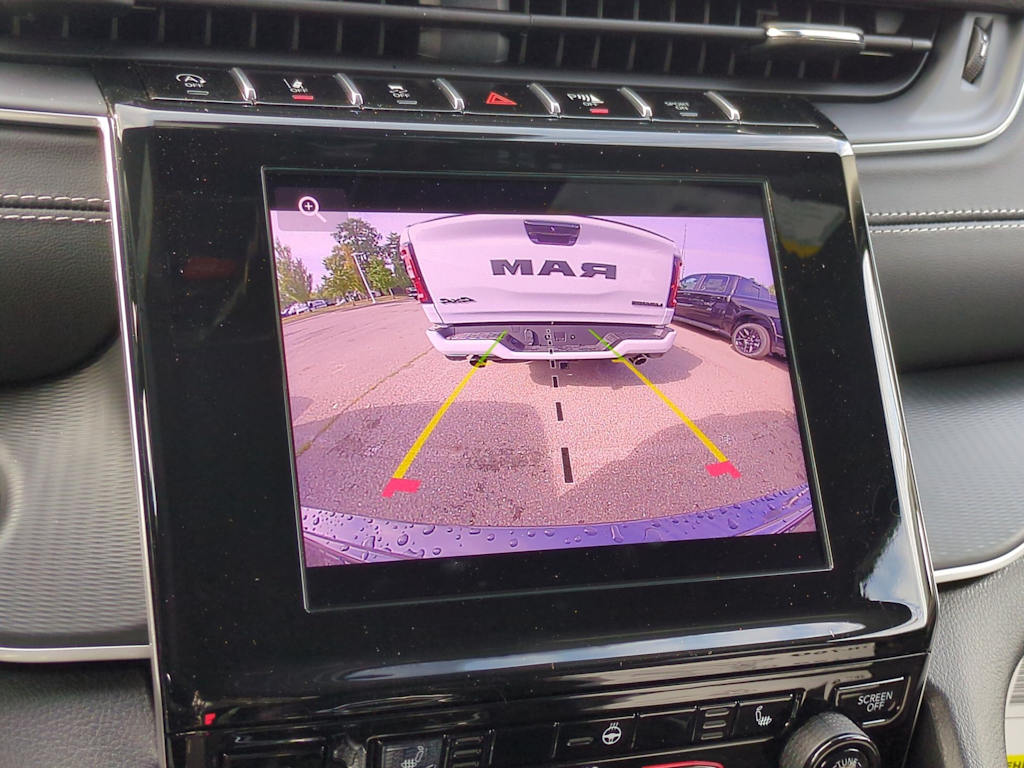 Thumbnail: 2025 Jeep Grand Cherokee - 31