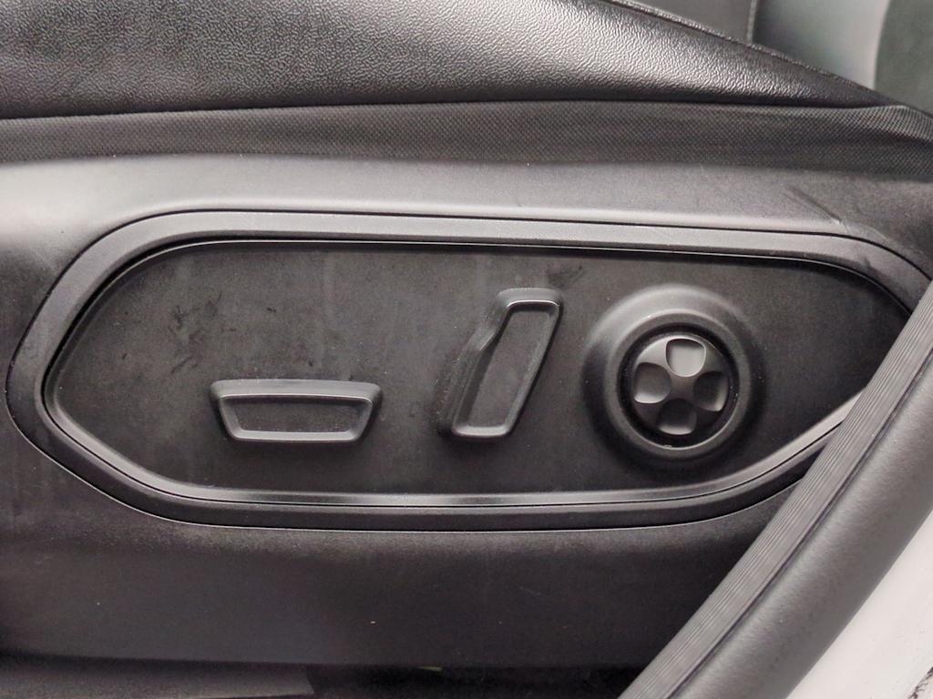 Thumbnail: 2024 Jeep Grand Cherokee - 24