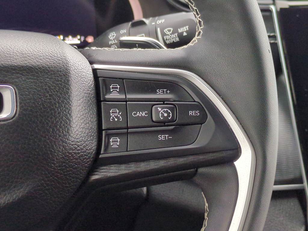 Thumbnail: 2024 Jeep Grand Cherokee - 28