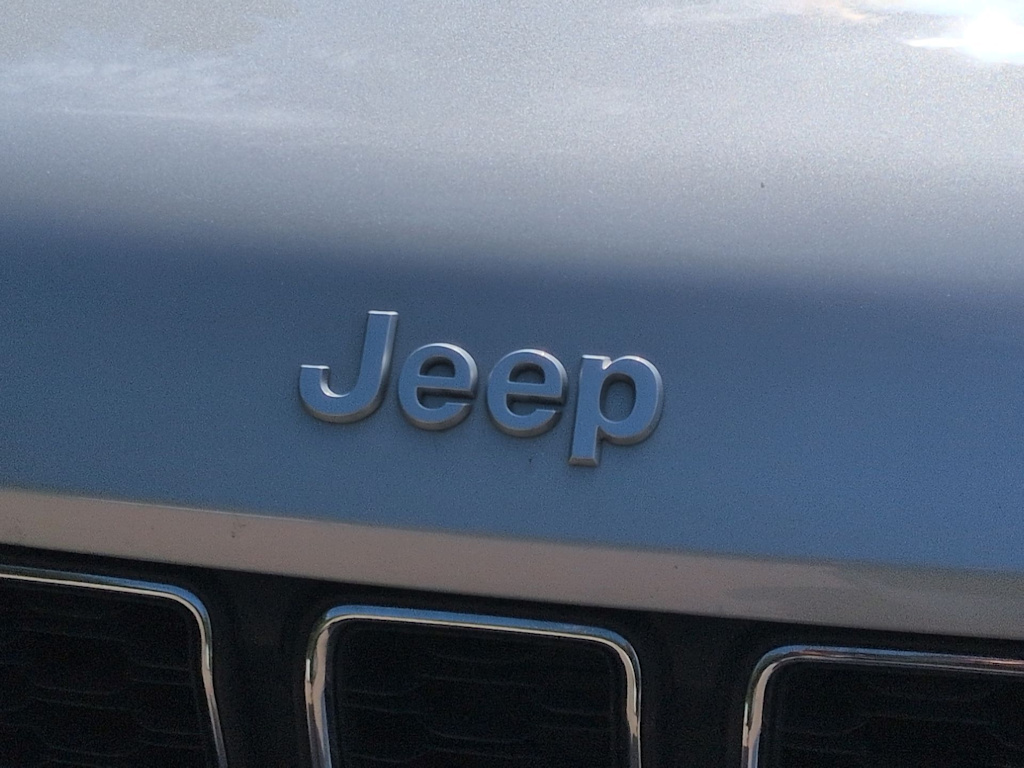 Thumbnail: 2025 Jeep Grand Cherokee - 6