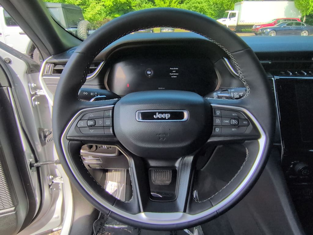 Thumbnail: 2025 Jeep Grand Cherokee - 13