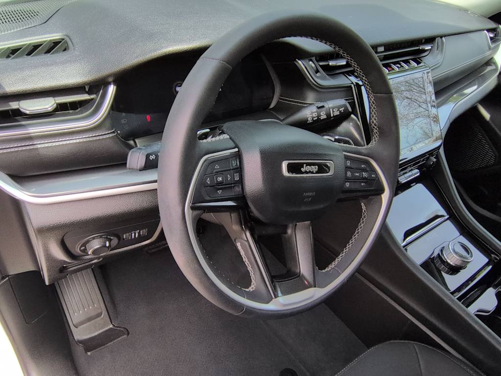 Thumbnail: 2023 Jeep Grand Cherokee - 2