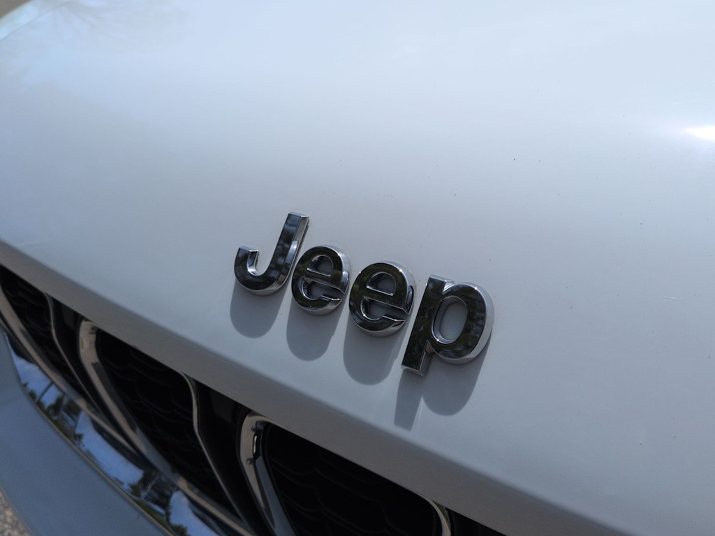 Thumbnail: 2023 Jeep Grand Cherokee - 7