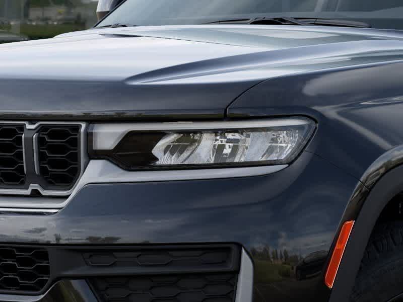 Thumbnail: 2026 Jeep Grand Cherokee - 17