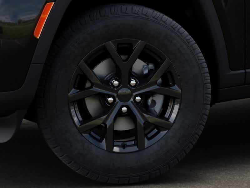 Thumbnail: 2026 Jeep Grand Cherokee - 7