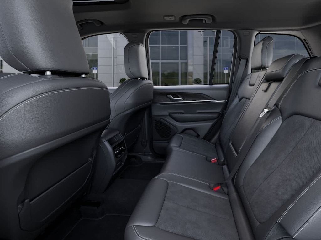 Thumbnail: 2026 Jeep Grand Cherokee - 5