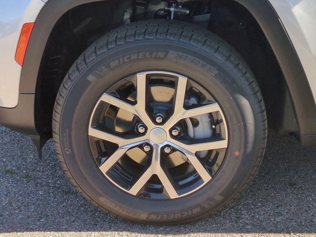 Thumbnail: 2025 Jeep Grand Cherokee - 8