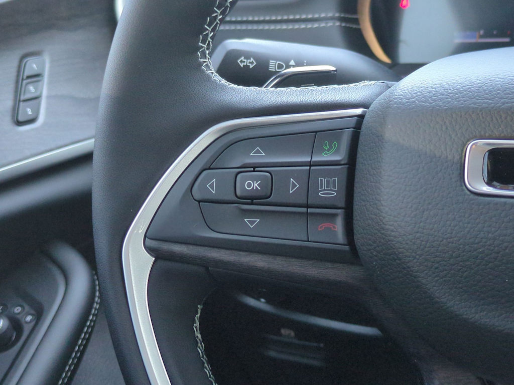 Thumbnail: 2025 Jeep Grand Cherokee - 27