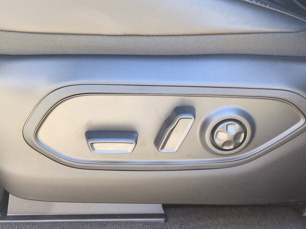 Thumbnail: 2025 Jeep Grand Cherokee - 24