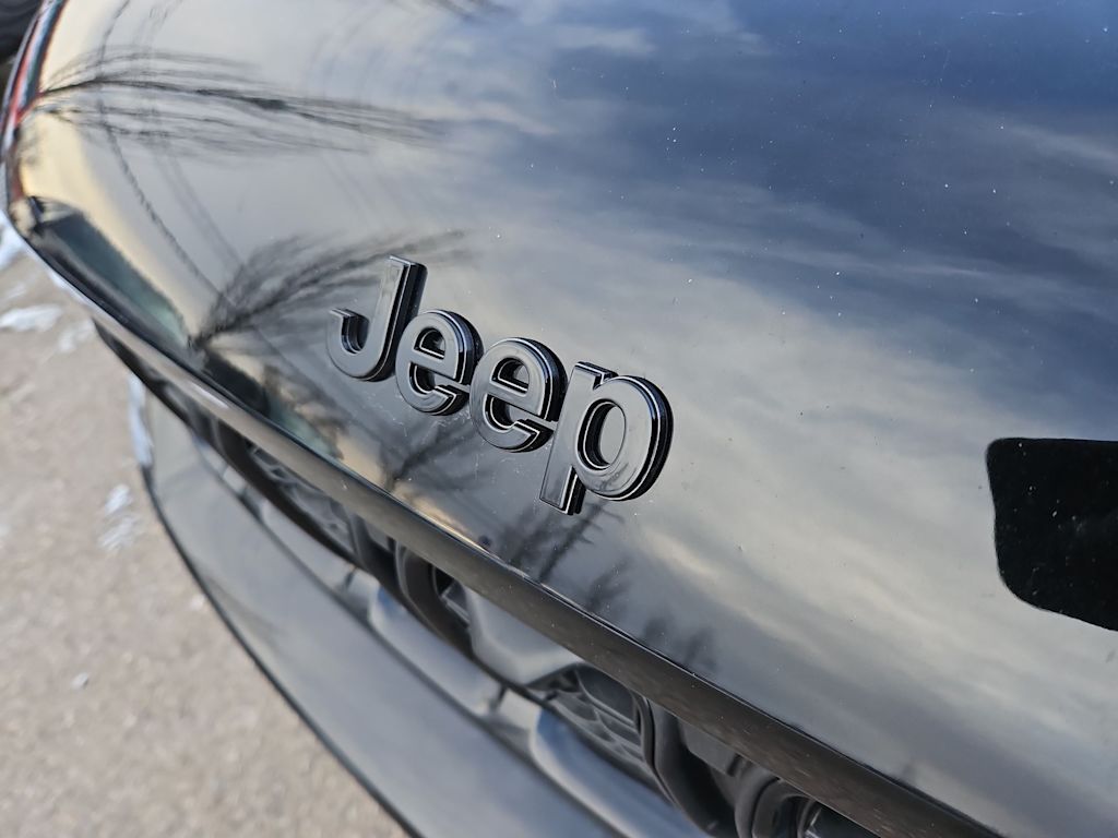 Thumbnail: 2025 Jeep Grand Cherokee - 7