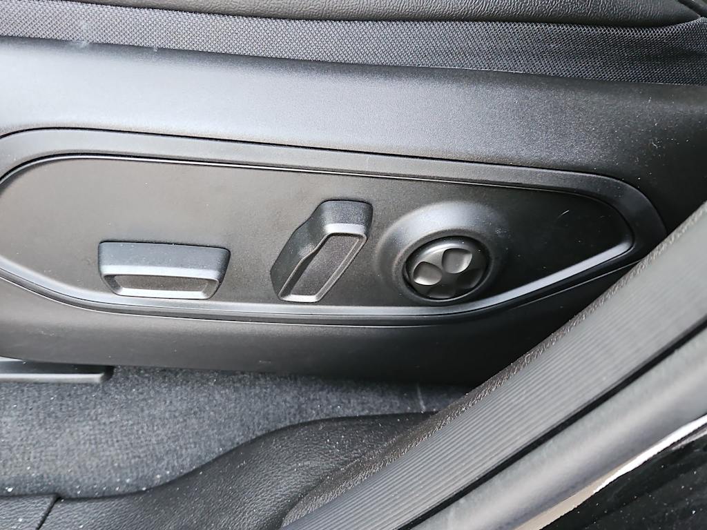 Thumbnail: 2025 Jeep Grand Cherokee - 32