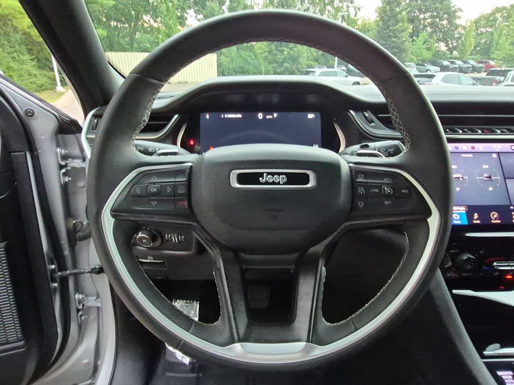 Thumbnail: 2024 Jeep Grand Cherokee - 13