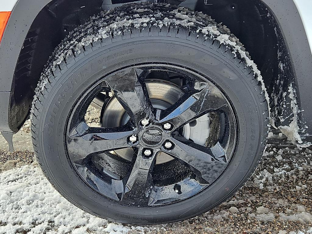 Thumbnail: 2025 Jeep Grand Cherokee - 8