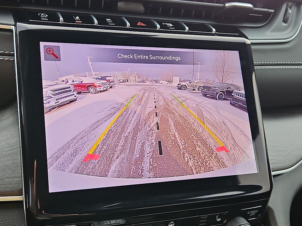 Thumbnail: 2025 Jeep Grand Cherokee - 37