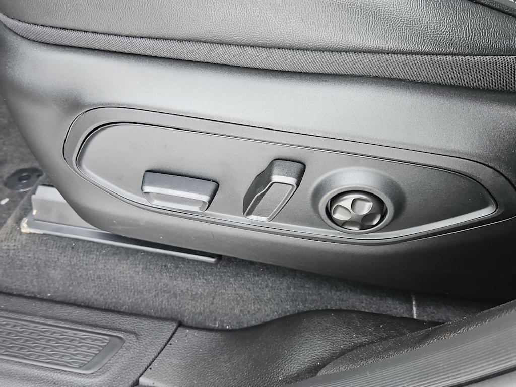 Thumbnail: 2025 Jeep Grand Cherokee - 31