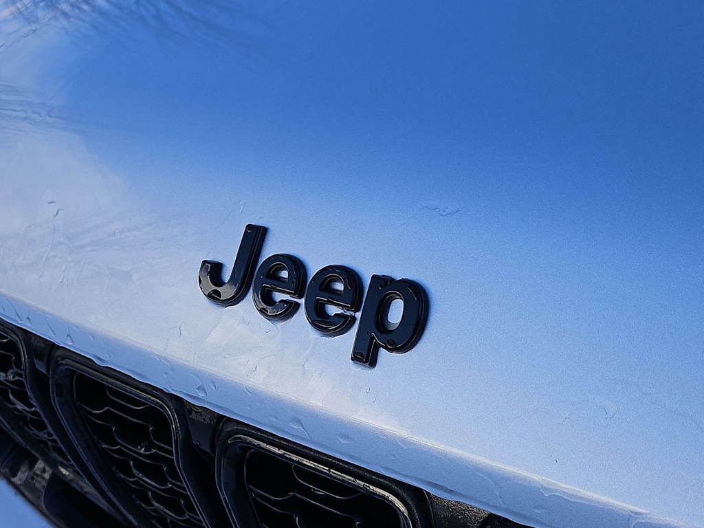 Thumbnail: 2025 Jeep Grand Cherokee - 31