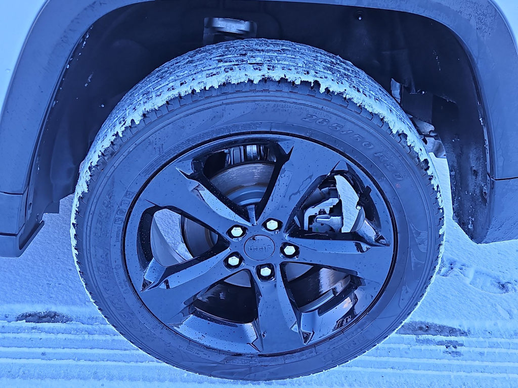 Thumbnail: 2025 Jeep Grand Cherokee - 8