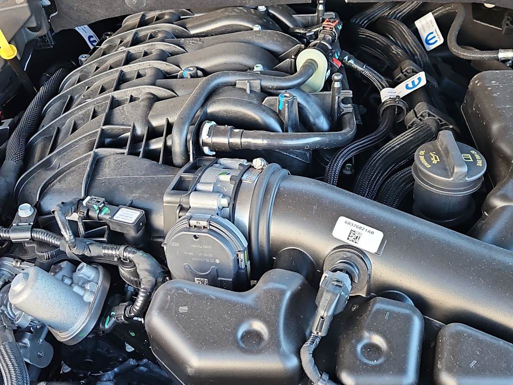 Thumbnail: 2025 Jeep Grand Cherokee - 9