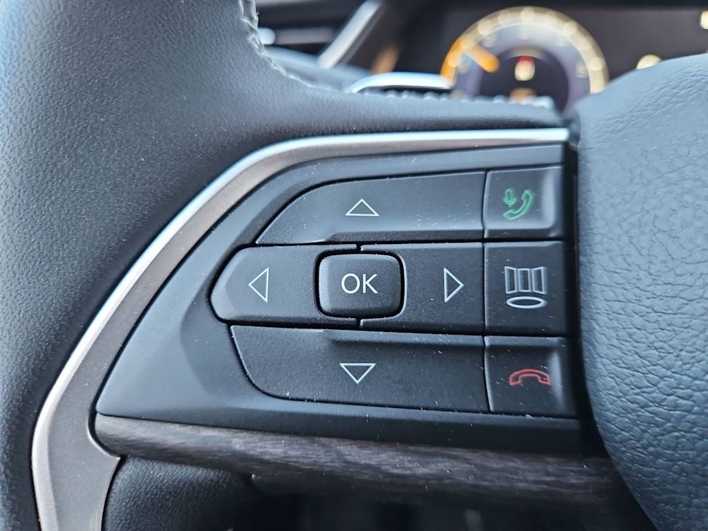 Thumbnail: 2025 Jeep Grand Cherokee - 35