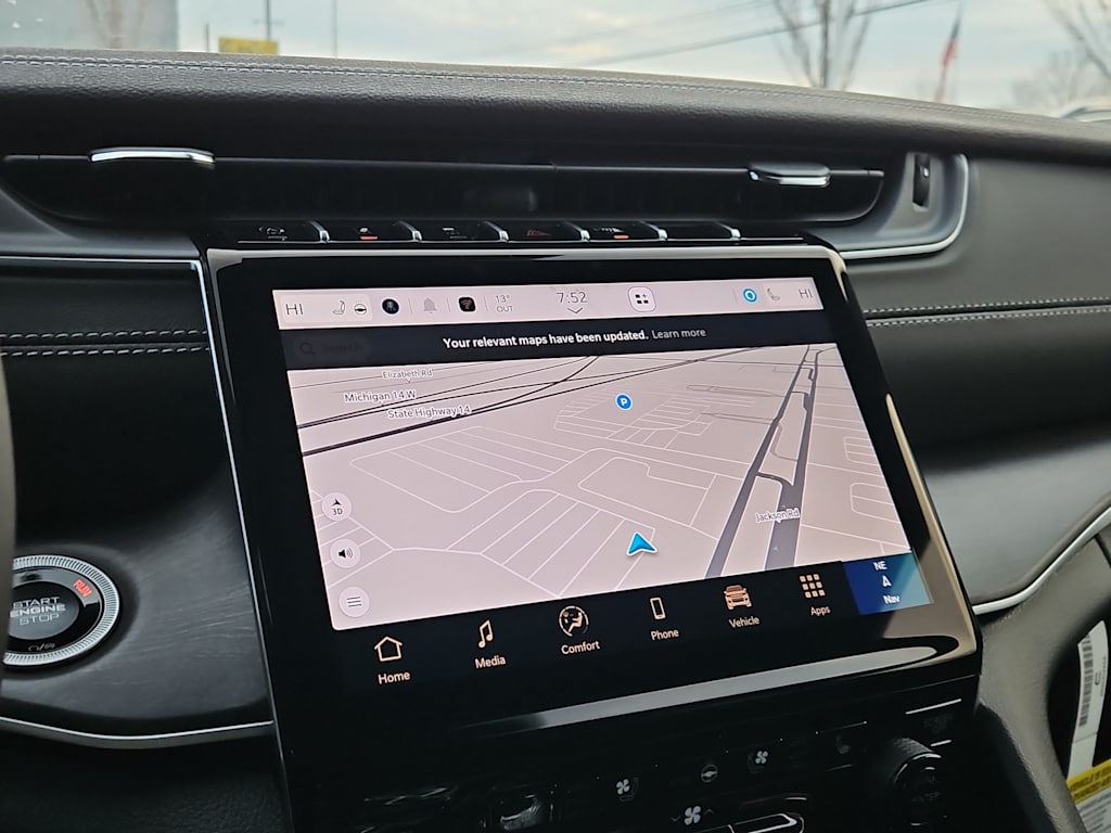 Thumbnail: 2025 Jeep Grand Cherokee - 38