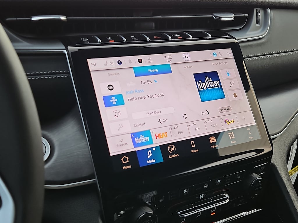 Thumbnail: 2025 Jeep Grand Cherokee - 14