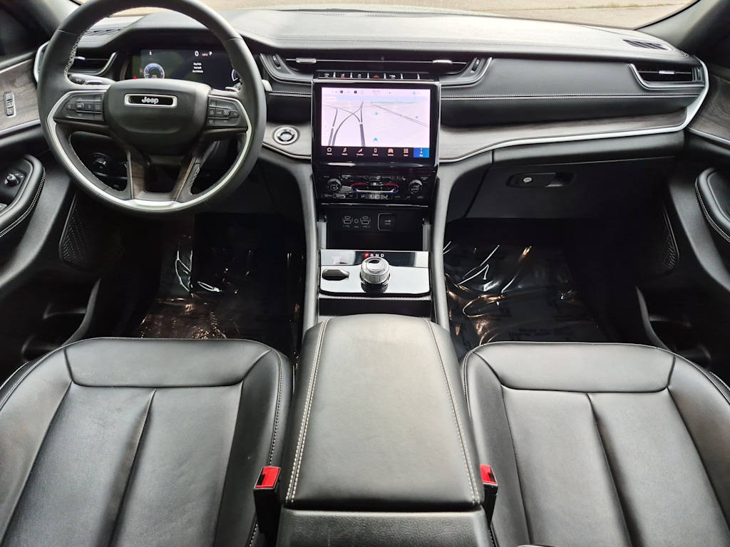 Thumbnail: 2024 Jeep Grand Cherokee - 10