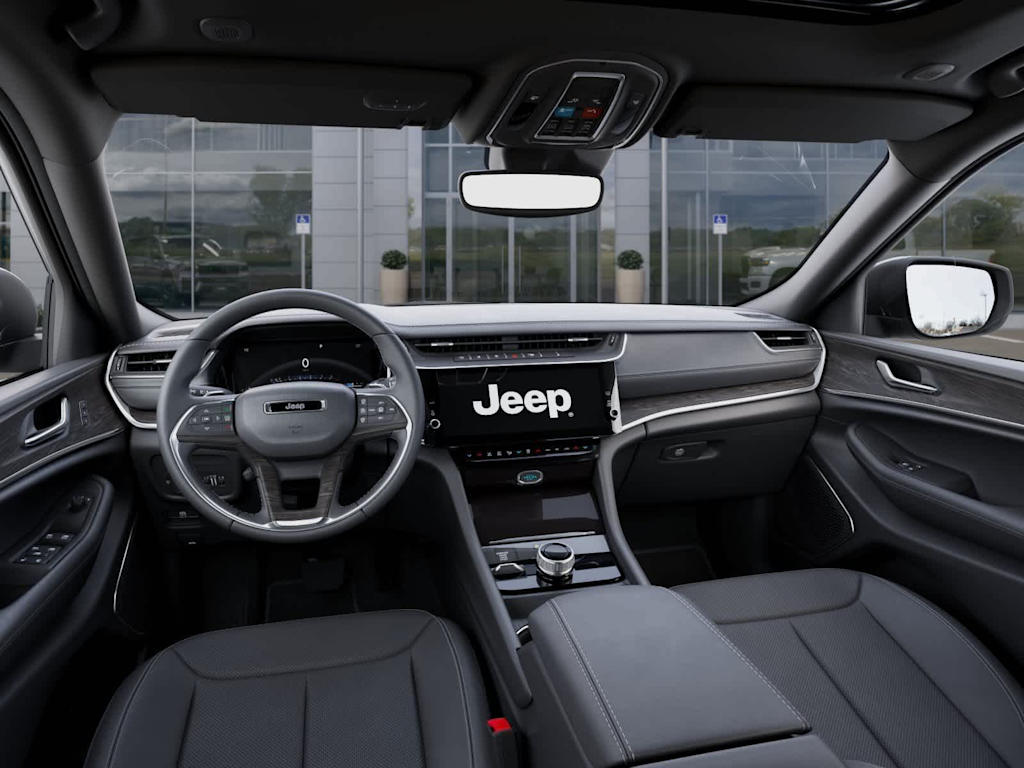 Thumbnail: 2026 Jeep Grand Cherokee - 2