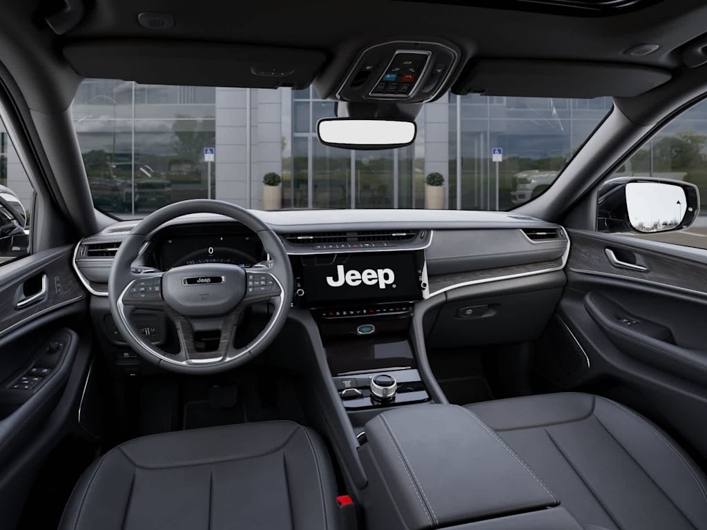 Thumbnail: 2026 Jeep Grand Cherokee - 2
