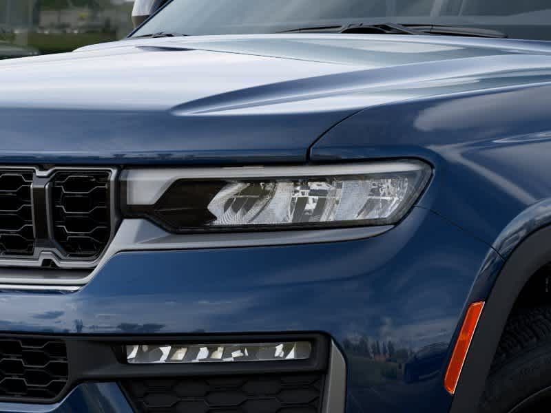 Thumbnail: 2026 Jeep Grand Cherokee - 17