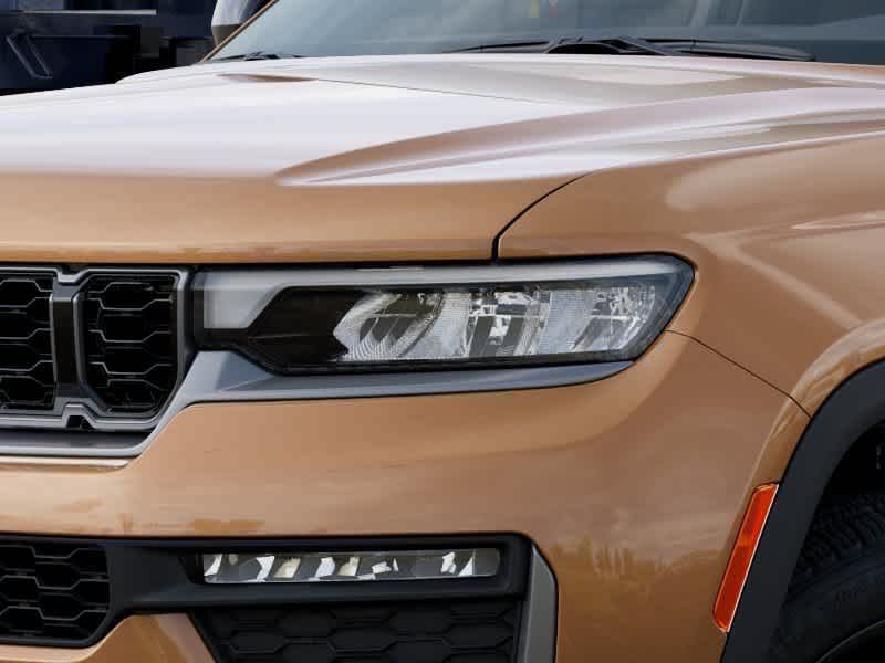 Thumbnail: 2026 Jeep Grand Cherokee - 16