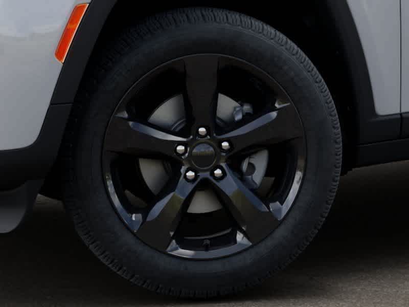 Thumbnail: 2026 Jeep Grand Cherokee - 5