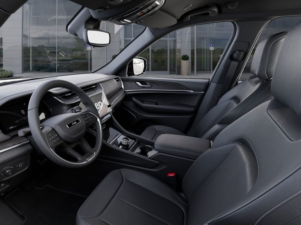 Thumbnail: 2026 Jeep Grand Cherokee - 15