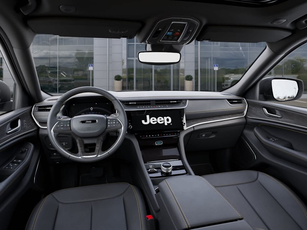 Thumbnail: 2026 Jeep Grand Cherokee - 2