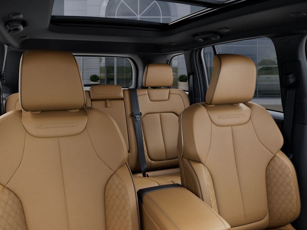 Thumbnail: 2026 Jeep Grand Cherokee - 26