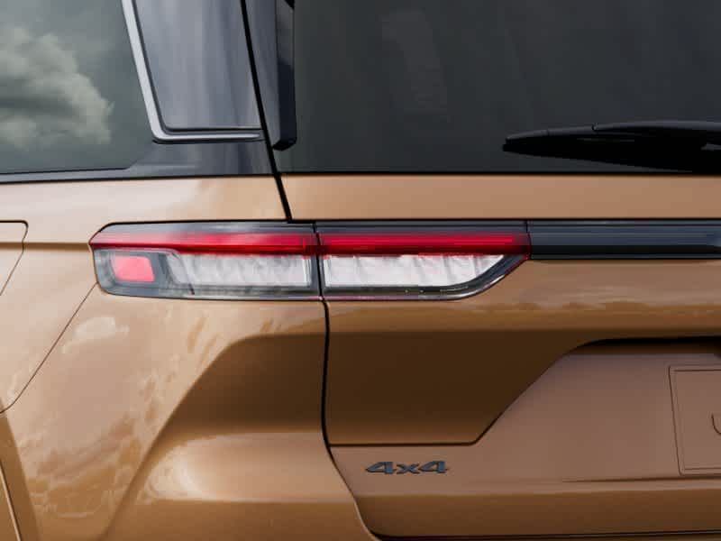 Thumbnail: 2026 Jeep Grand Cherokee - 15