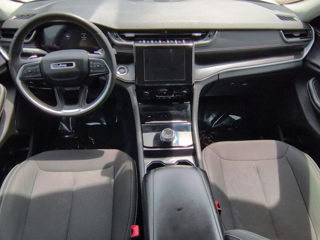 Thumbnail: 2023 Jeep Grand Cherokee L - 9