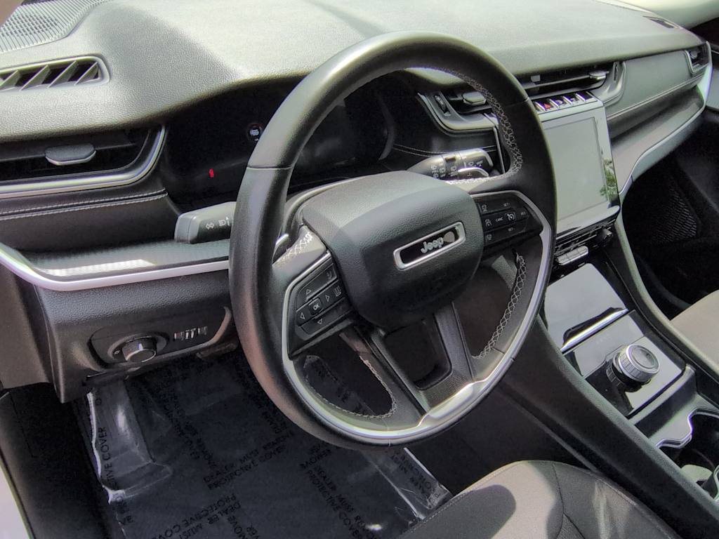 Thumbnail: 2023 Jeep Grand Cherokee L - 2