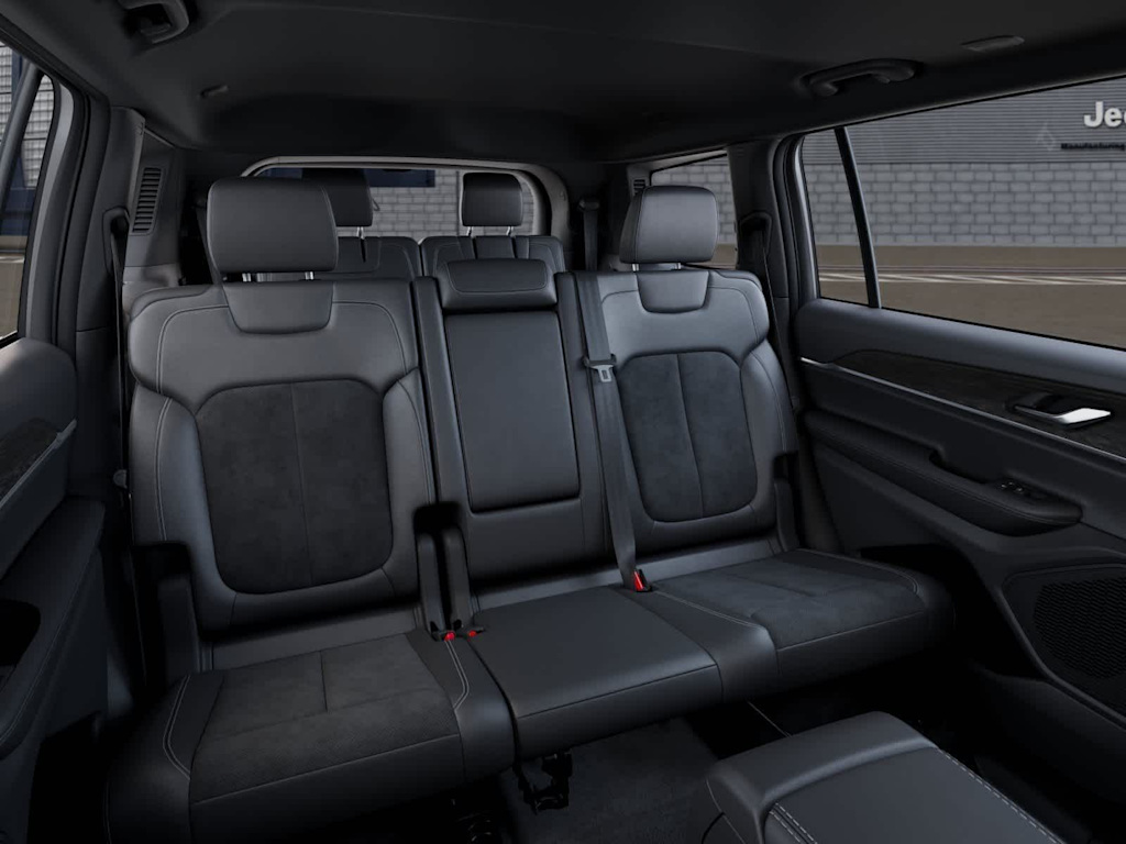 Thumbnail: 2026 Jeep Grand Cherokee L - 11