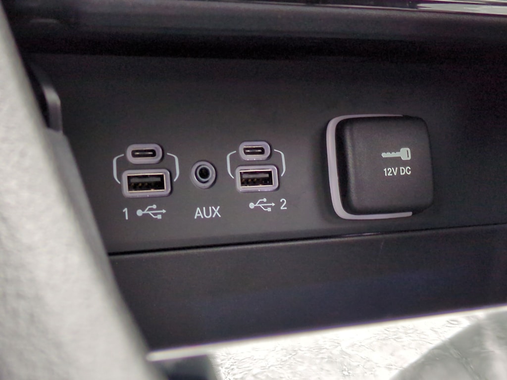 Thumbnail: 2025 Jeep Grand Cherokee L - 32