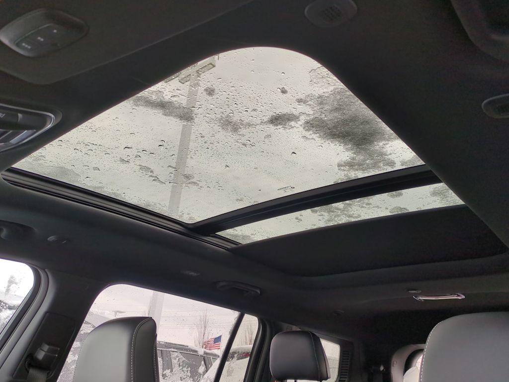 Thumbnail: 2025 Jeep Grand Cherokee L - 25