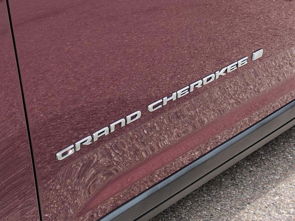 Thumbnail: 2024 Jeep Grand Cherokee L - 23