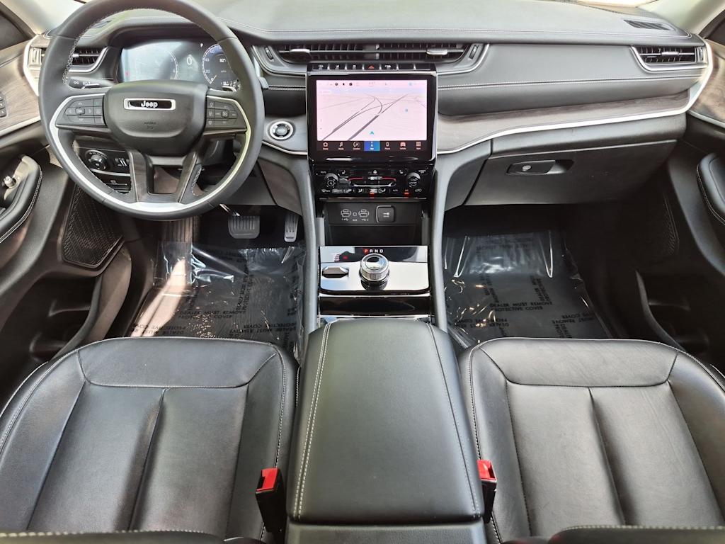 Thumbnail: 2023 Jeep Grand Cherokee L - 10
