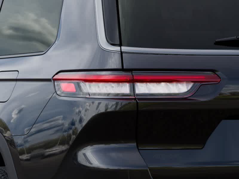 Thumbnail: 2026 Jeep Grand Cherokee L - 17